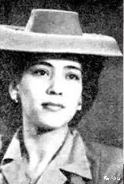 二十克拉钻戒(二十克拉钻戒有多大)插图56 二十克拉钻戒(二十克拉钻戒有多大)插图56