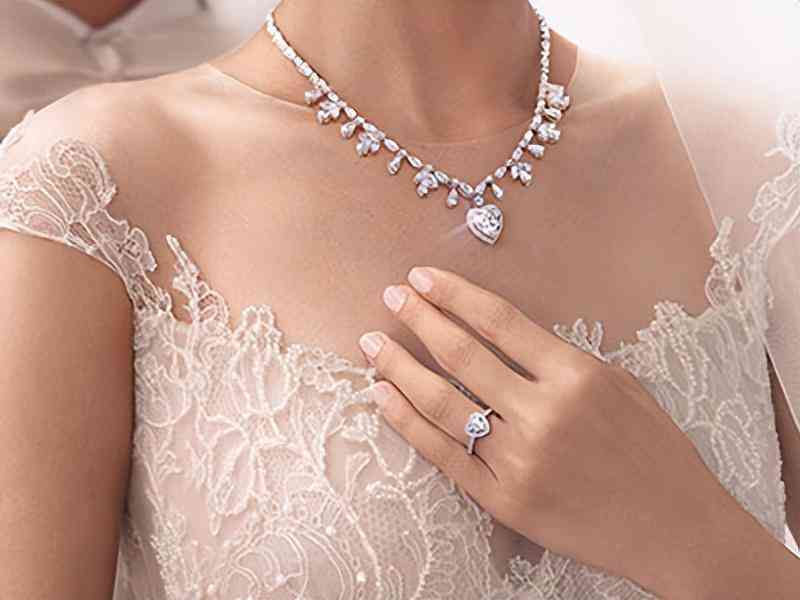 铂金pt990价格今天多少一克(铂金pt999价格今天多少一克)插图2