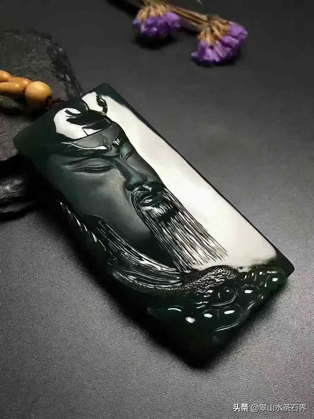 黄翡翠的寓意(黄翡翠的寓意是什么)插图30