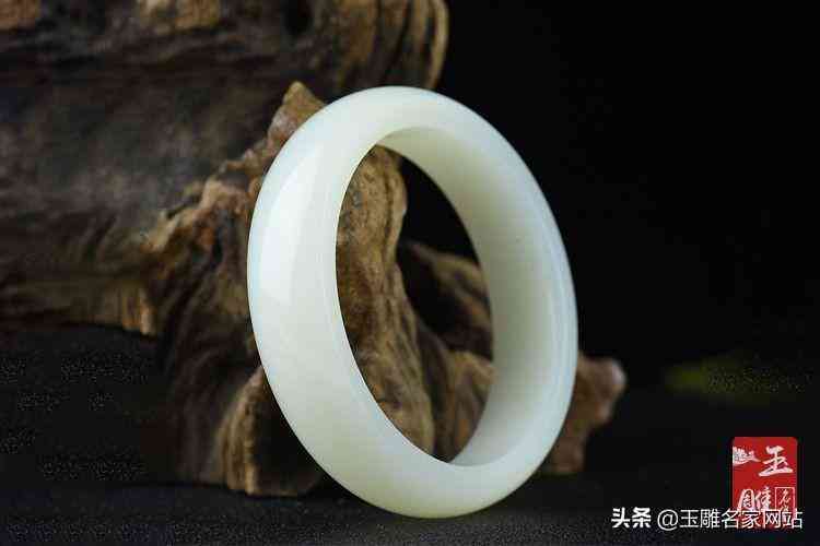 普通玉镯多少钱一个(一般的玉镯子多少钱一个)插图1