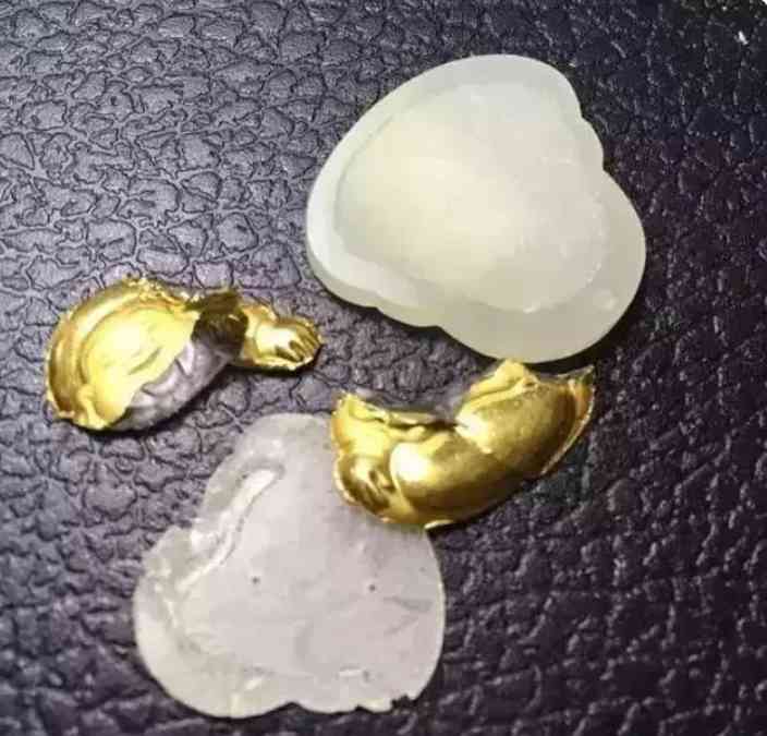 石英岩玉镯一般价格(石英岩玉镯一般价格多少钱)插图4