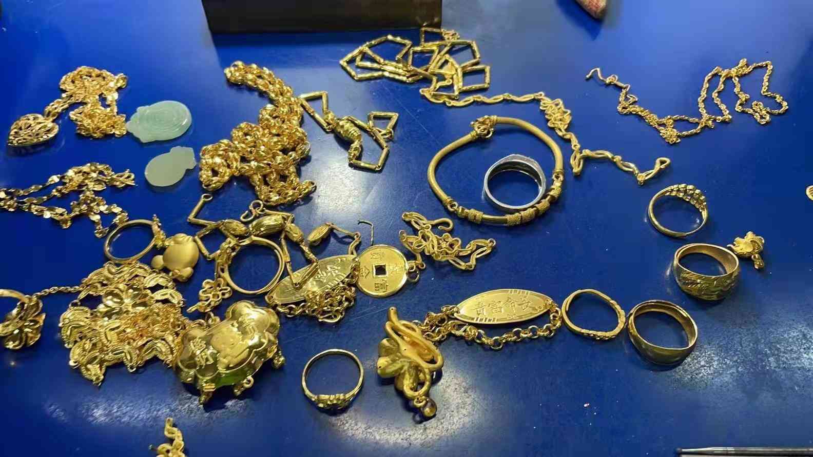 旧黄金首饰回收多少钱一克(旧黄金首饰回收多少钱一克2023)插图3 旧黄金首饰回收多少钱一克(旧黄金首饰回收多少钱一克2023)插图3