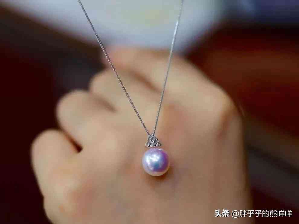 买珍珠项链哪个品牌好(买珍珠项链哪个品牌好看)