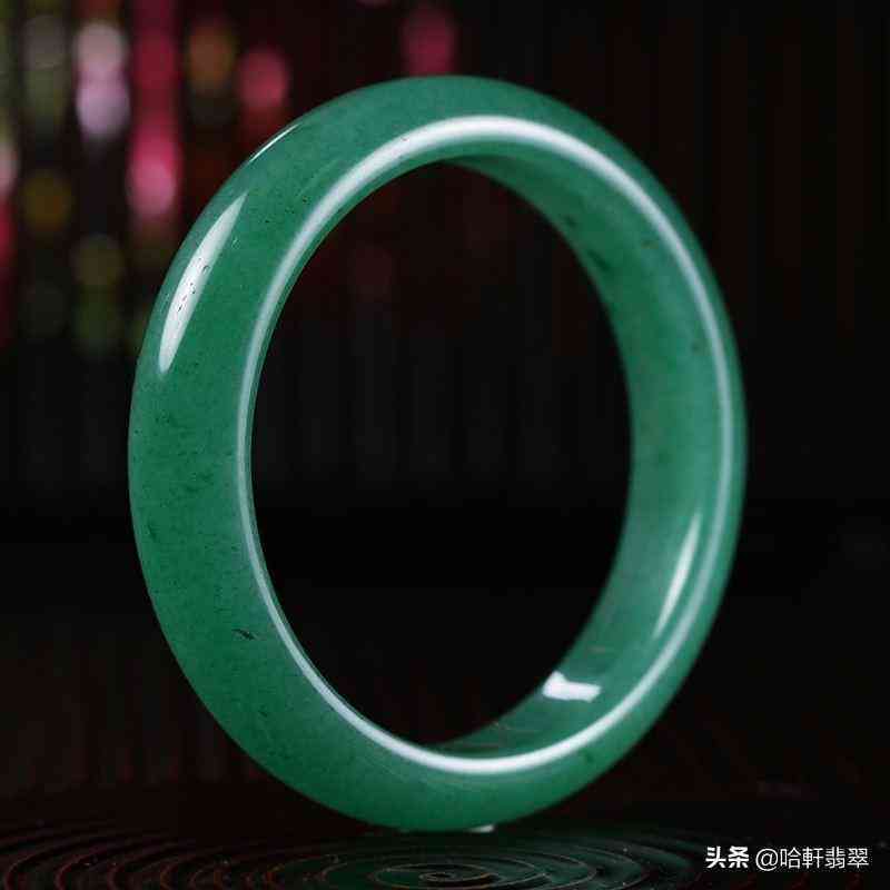 石英质玉和翡翠的区别(石英质玉和翡翠的区别是什么)插图10