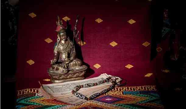 怎么辨别天珠的真假好坏(如何鉴别天珠真假)插图2