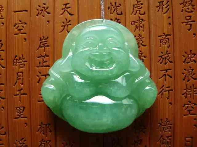 翡翠有哪些品种(翡翠有哪些品种图片)插图13