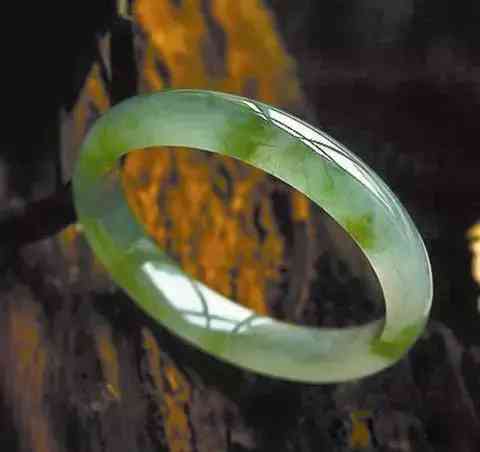 翡翠有哪些品种(翡翠有哪些品种图片)插图22