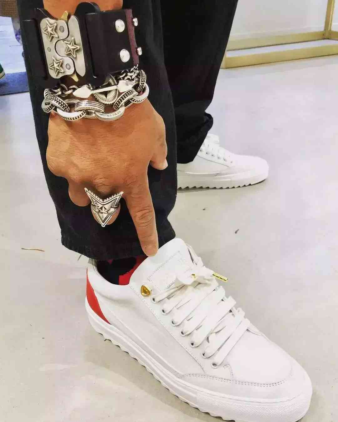 银饰品牌哪个品牌比较好(银饰品牌哪个品牌比较好看)插图5