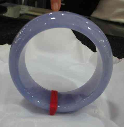 关于玉手镯的知识(关于玉手镯的知识有哪些)插图46 关于玉手镯的知识(关于玉手镯的知识有哪些)插图46