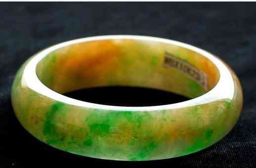 关于玉手镯的知识(关于玉手镯的知识有哪些)插图67 关于玉手镯的知识(关于玉手镯的知识有哪些)插图67