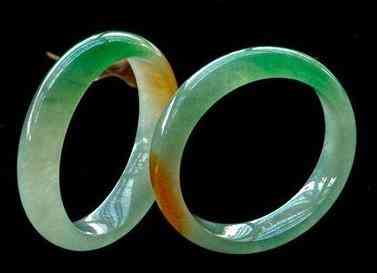 关于玉手镯的知识(关于玉手镯的知识有哪些)插图71 关于玉手镯的知识(关于玉手镯的知识有哪些)插图71