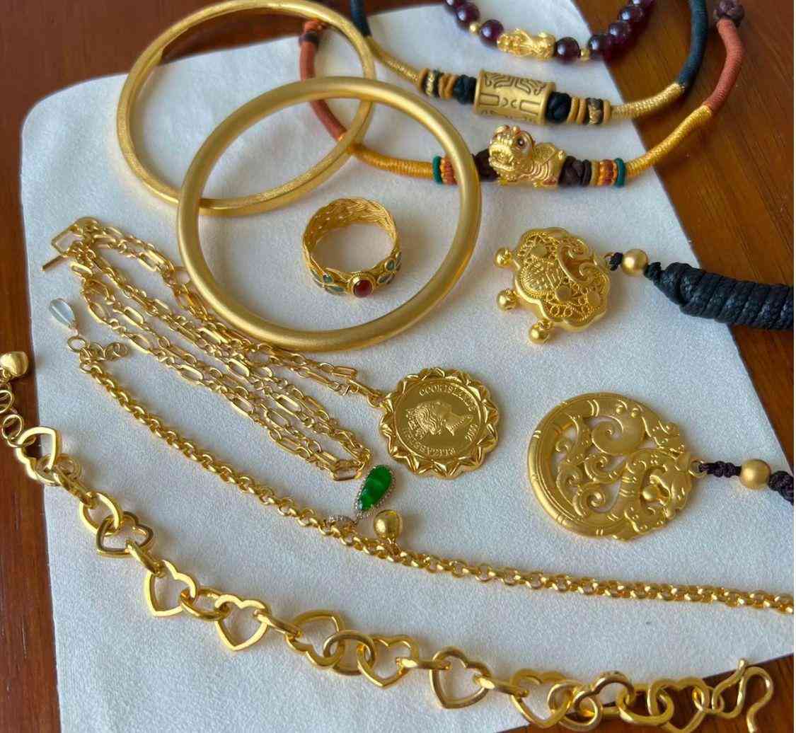 万足金9999多少钱一克(周六福万足金9999多少钱一克)插图6