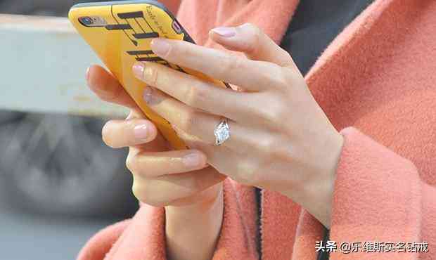 男女戒指左右手佩戴的意义(男女戒指佩戴在各个手指的意义)插图6
