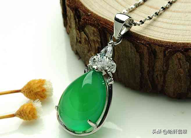 翡翠手镯价格2021行情(翡翠手镯价格2021行情走势图)插图6 翡翠手镯价格2021行情(翡翠手镯价格2021行情走势图)插图6