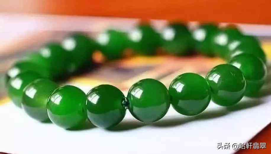 鉴别翡翠的最简单方法(鉴别翡翠的最简单方法视频)插图1 鉴别翡翠的最简单方法(鉴别翡翠的最简单方法视频)插图1