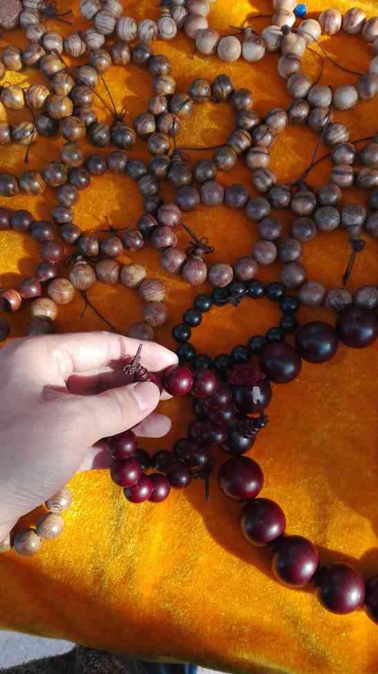 真正的砭石手链多少钱(真正的砭石手链多少钱一克)插图3