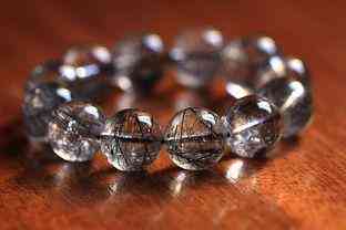 黑发晶和黑曜石哪个好(黑发晶和黑曜石哪个好看)插图4 黑发晶和黑曜石哪个好(黑发晶和黑曜石哪个好看)插图4