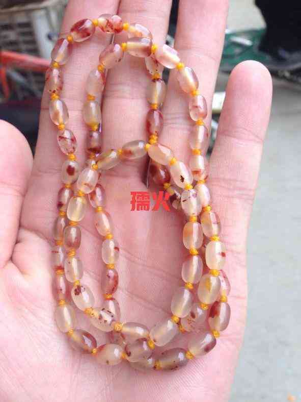 黄蜡石产地(黄蜡石哪里产地的最好)插图8 黄蜡石产地(黄蜡石哪里产地的最好)插图8