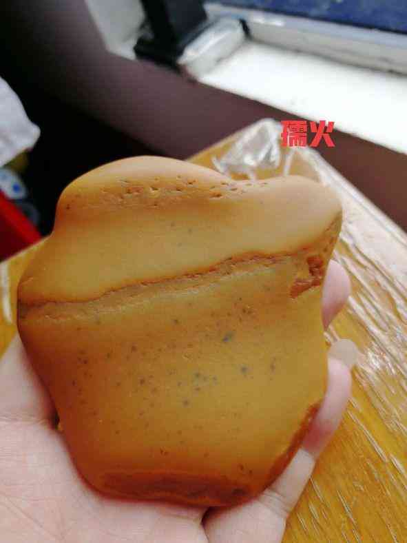 黄蜡石产地(黄蜡石哪里产地的最好)插图11 黄蜡石产地(黄蜡石哪里产地的最好)插图11