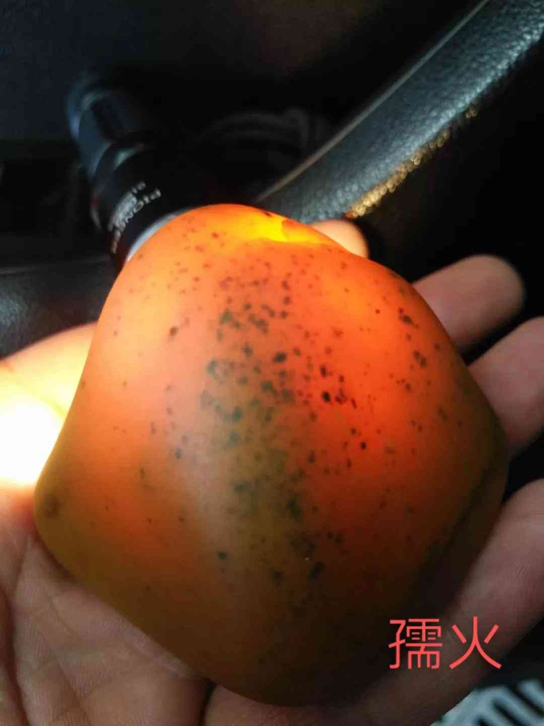 黄蜡石产地(黄蜡石哪里产地的最好)插图19 黄蜡石产地(黄蜡石哪里产地的最好)插图19