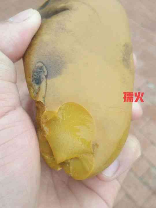 黄蜡石产地(黄蜡石哪里产地的最好)插图29 黄蜡石产地(黄蜡石哪里产地的最好)插图29