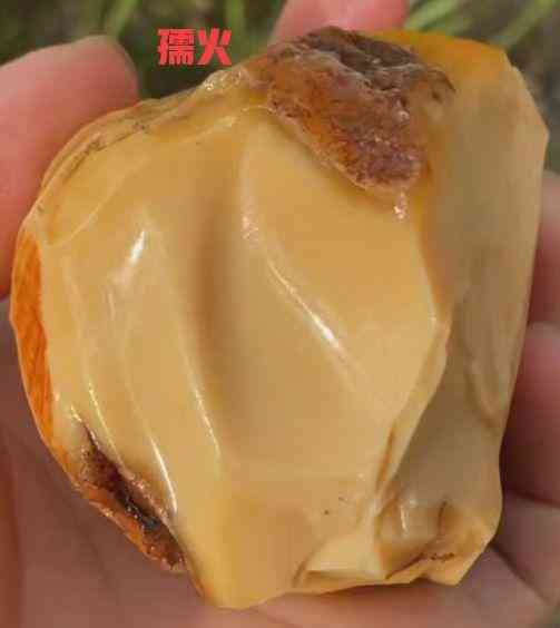 黄蜡石产地(黄蜡石哪里产地的最好)插图51 黄蜡石产地(黄蜡石哪里产地的最好)插图51