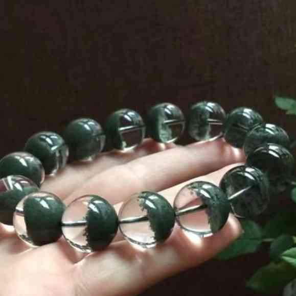 绿水晶的寓意(绿水晶的寓意是什么意思)插图2