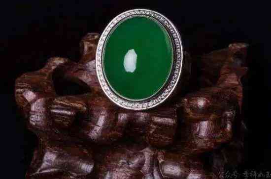 缅甸翡翠玉(缅甸翡翠玉石)插图1 缅甸翡翠玉(缅甸翡翠玉石)插图1