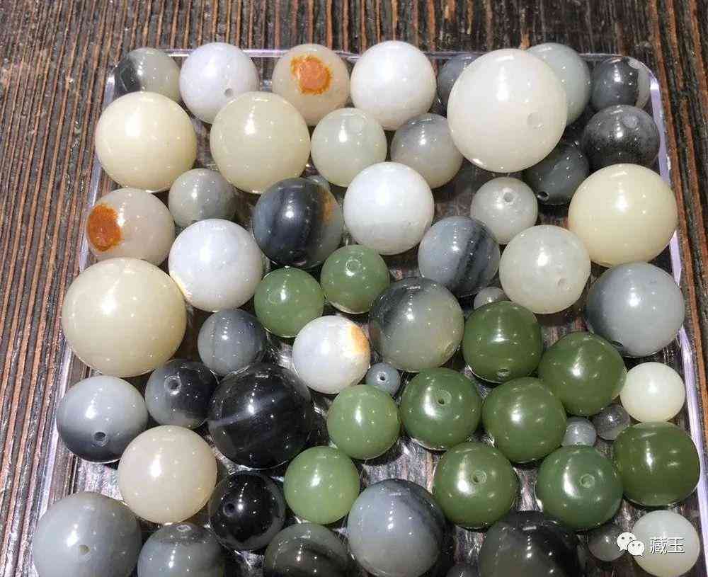 正宗和田玉手镯价格是多少(正宗和田玉手镯价格是多少钱一克)插图4