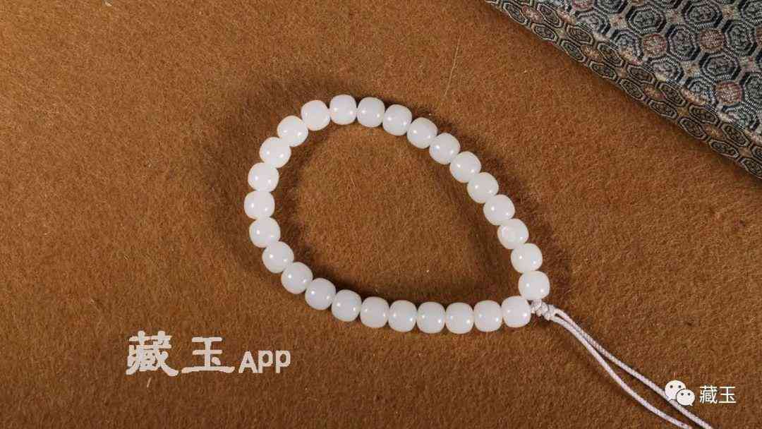 正宗和田玉手镯价格是多少(正宗和田玉手镯价格是多少钱一克)插图12