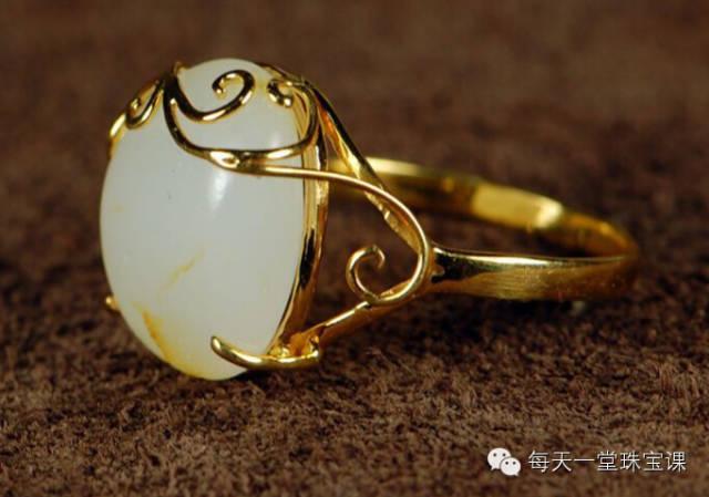 和田玉的八个等级(和田玉的八个等级的颜色)