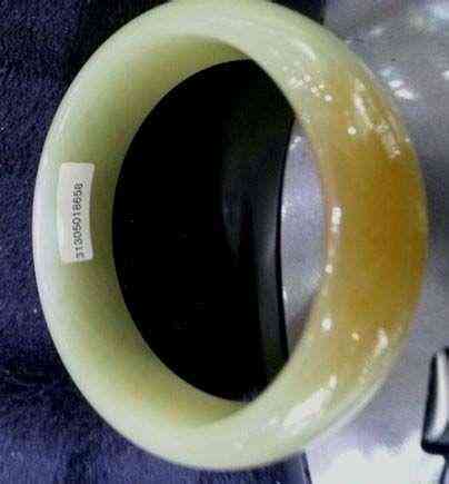 玛瑙玉手镯的价格(玛瑙玉手镯的价格是多少)插图2