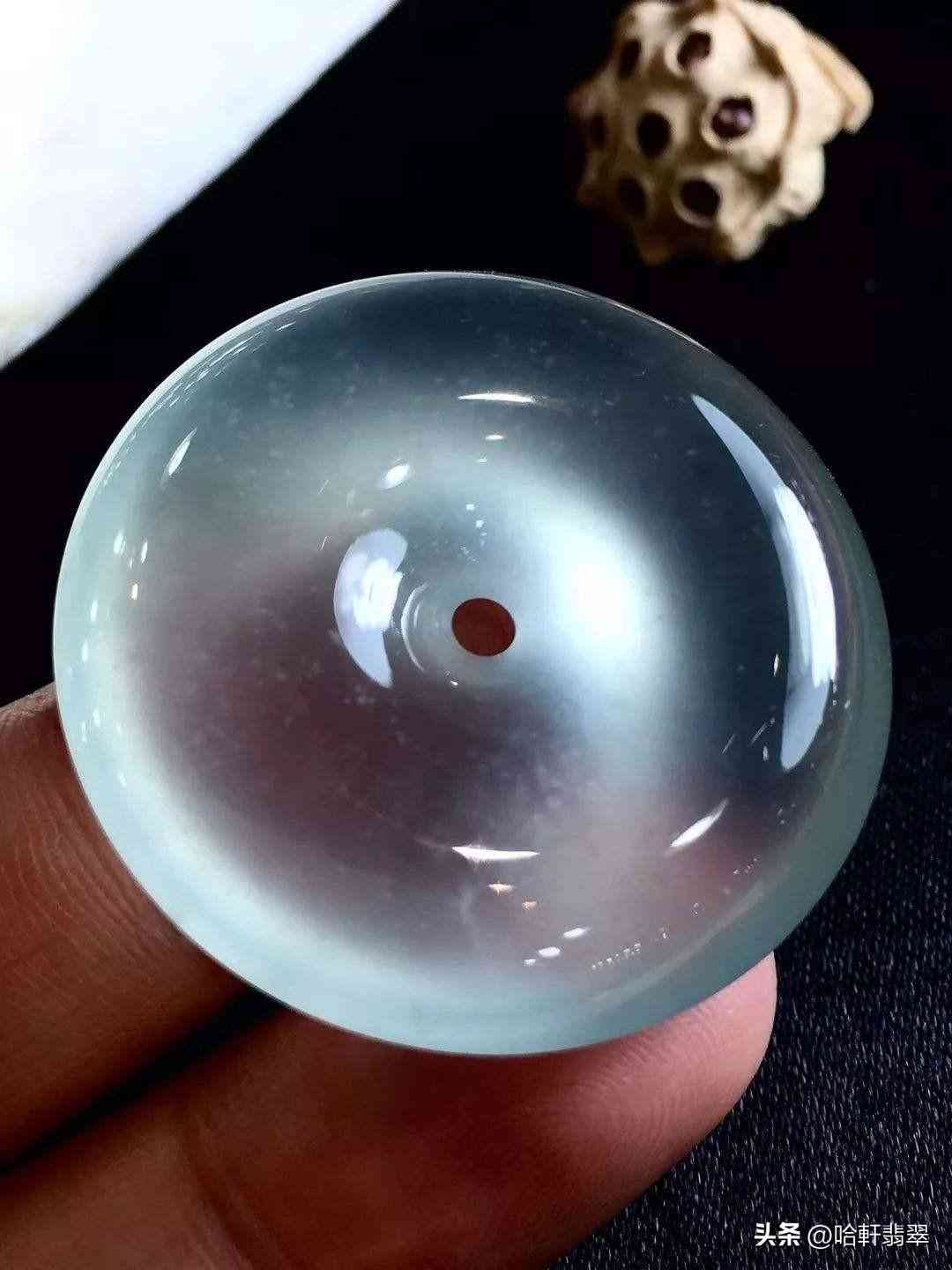 翡翠是玉吗(翡翠是玉的一种吗)插图7 翡翠是玉吗(翡翠是玉的一种吗)插图7