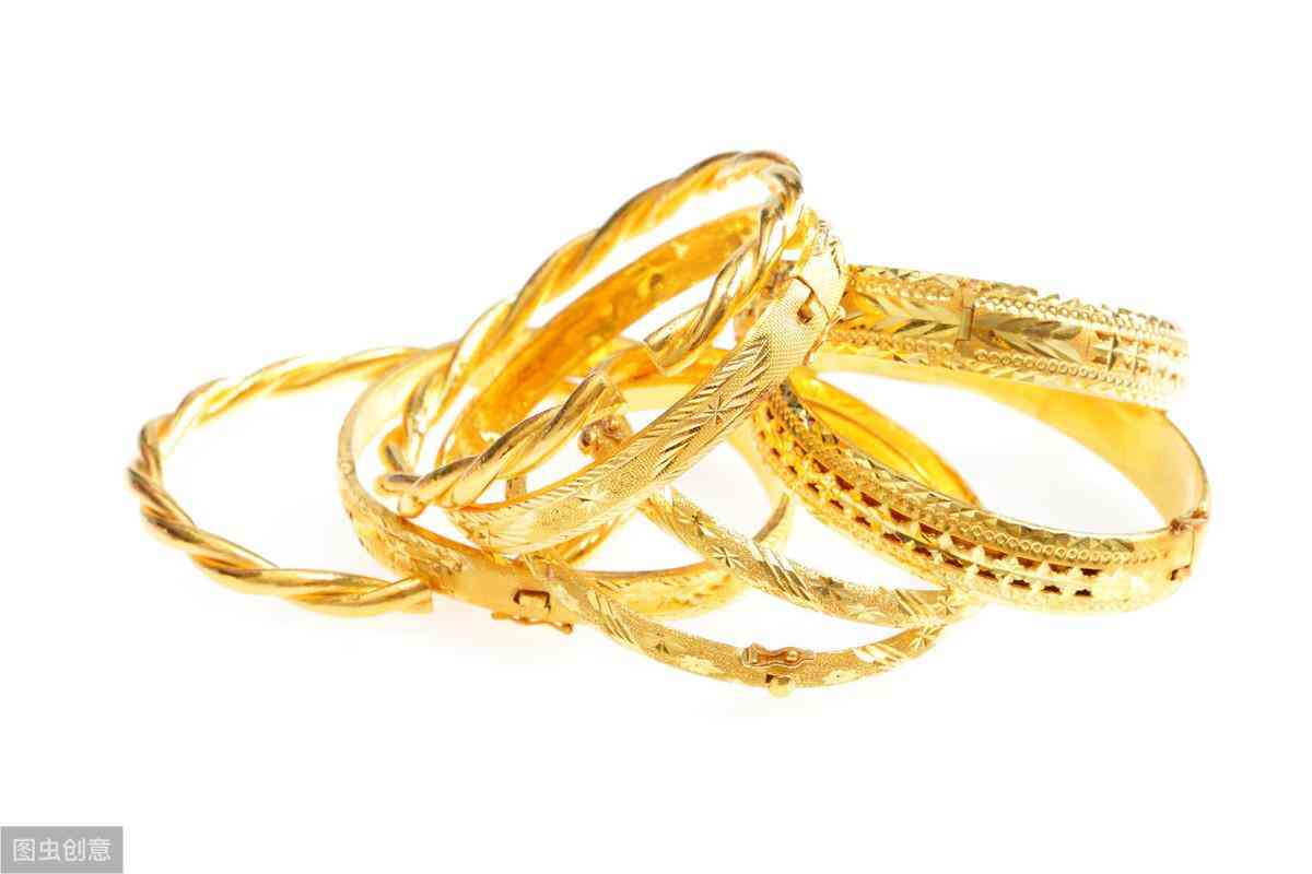 适合年轻人的黄金手镯(今年最火的黄金手镯)