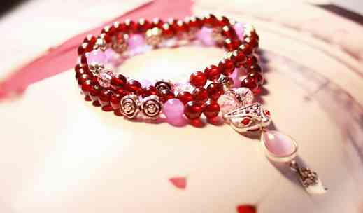 石榴石价格(石榴石项链的价格一般是多少)