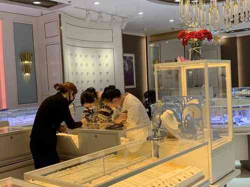 周大福是什么档次(独白周大福是什么档次)