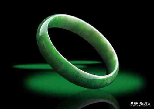 玉手镯怎么养才会越来越透(玉手镯怎么养才会越来越透明)