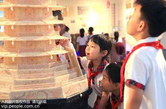 海水珍珠项链(海水珍珠项链能戴着洗澡吗)