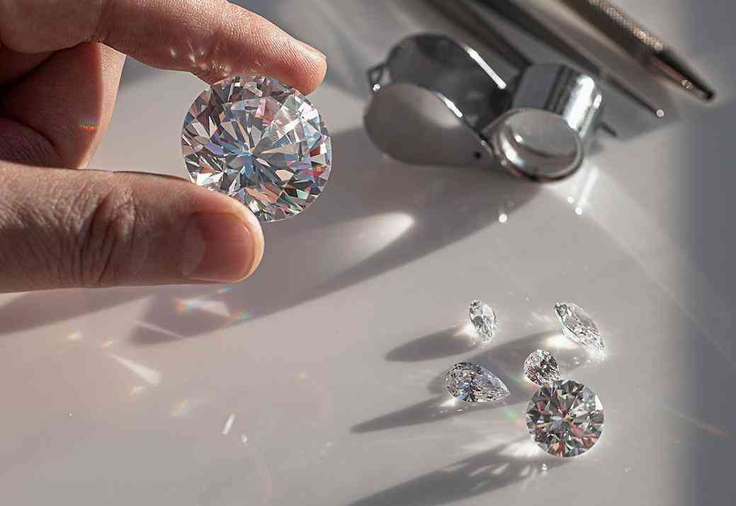 钻石在哪里买(塞尔达钻石在哪里买)