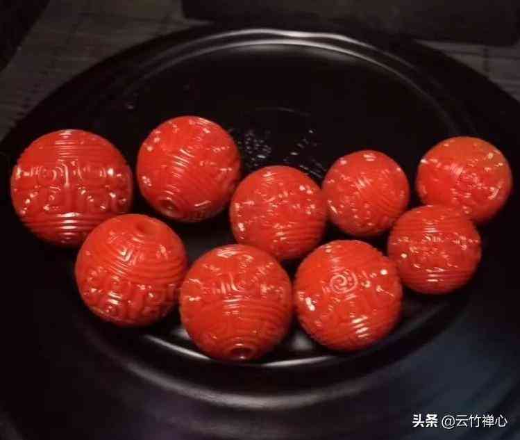 南红玛瑙和红玛瑙的区别(南红玛瑙和红玛瑙的区别是什么)