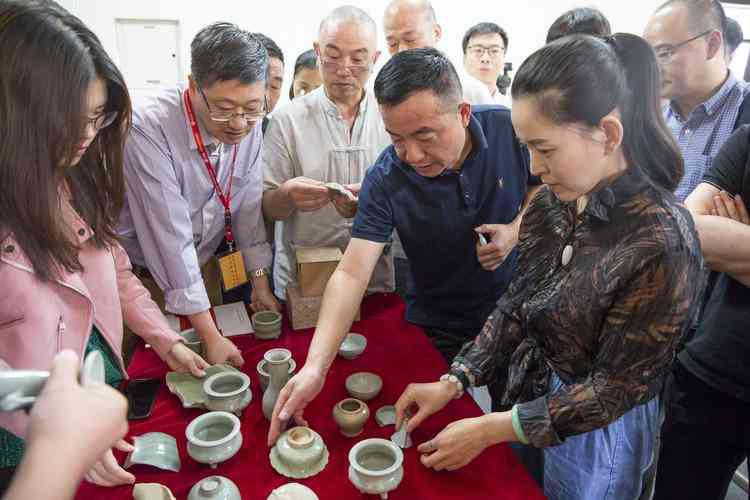 玉器鉴定师(珠宝玉器鉴定师)