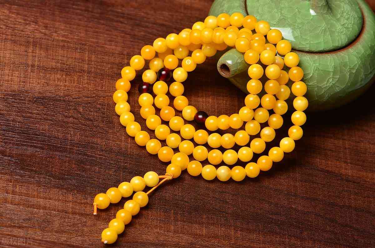 天然蜜蜡的功效与作用(天然蜜蜡的功效与作用百度)