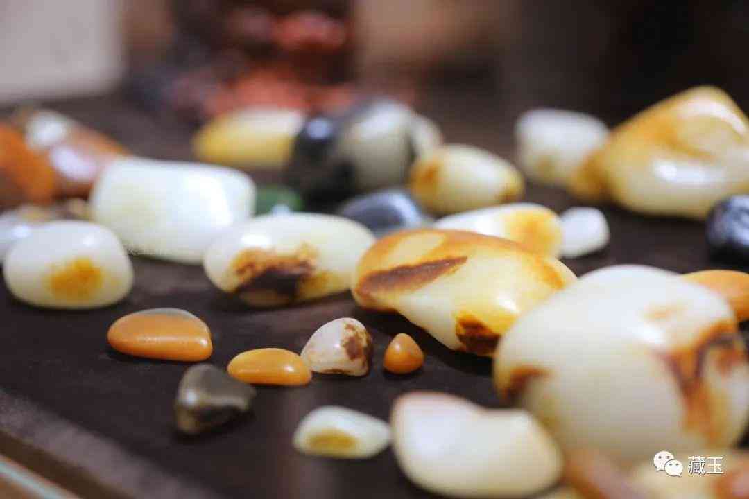 和田玉籽料价格表(和田玉籽料的价格表)