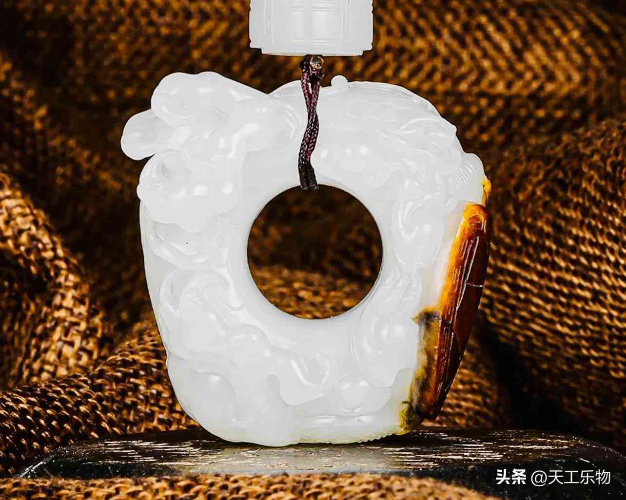 黄玉髓价格一般多少钱(黄玉髓价格一般多少钱一克)