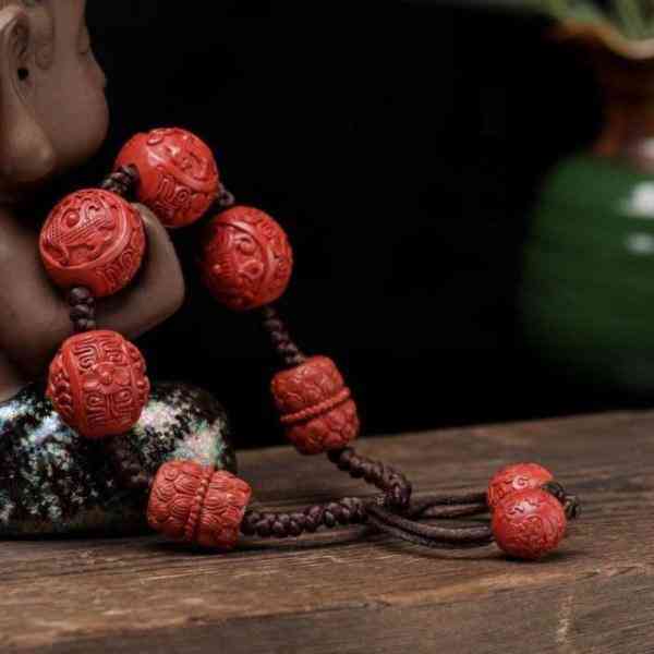 朱砂什么人不能带(朱砂什么生肖不能带)