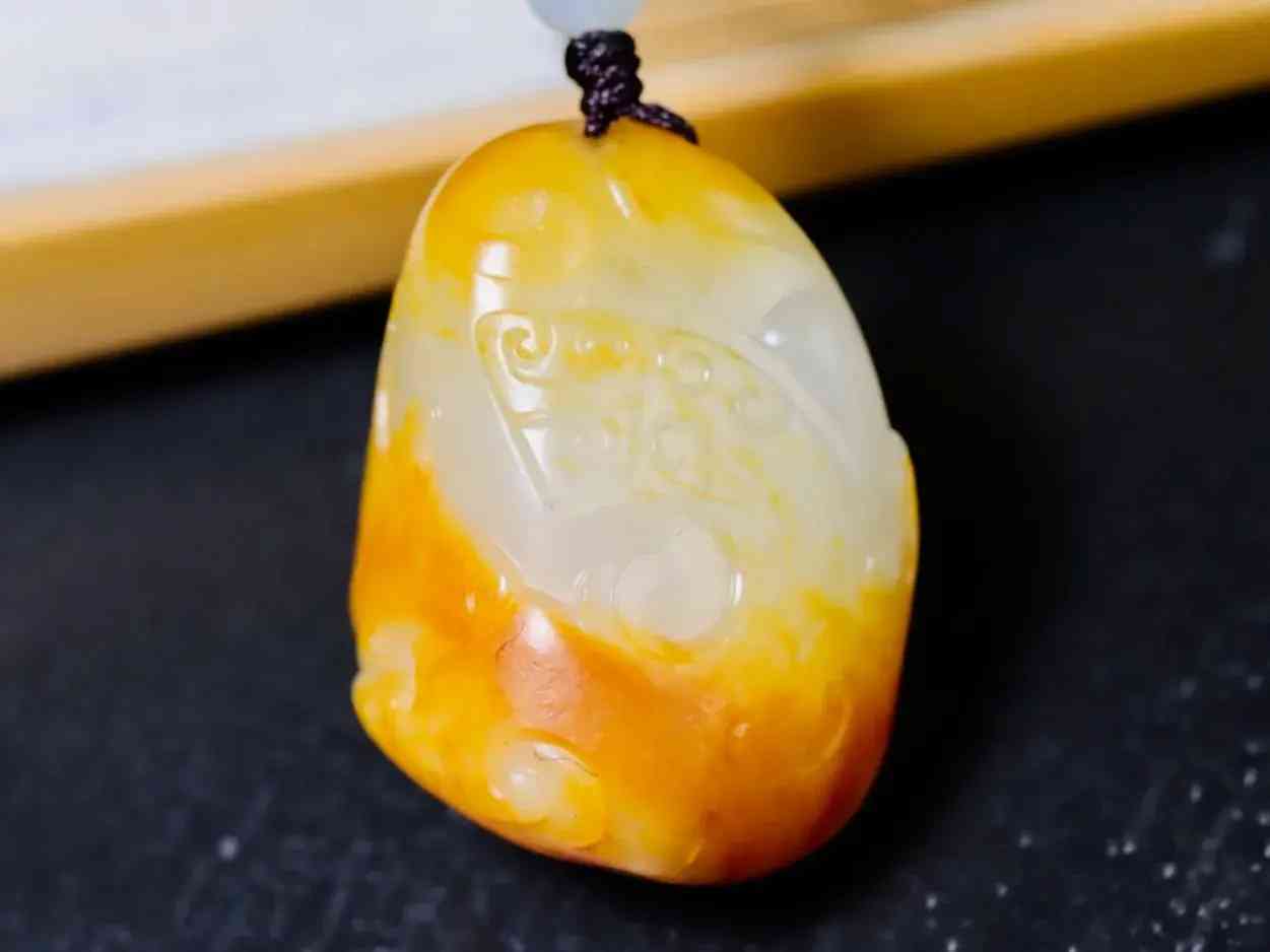 玉和玛瑙的区别在哪里(玉和玛瑙哪个对身体好)