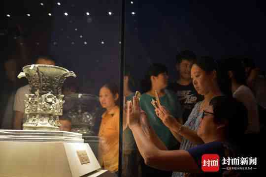 阿富汗玉什么颜色最贵(阿富汗玉石是什么颜色的)