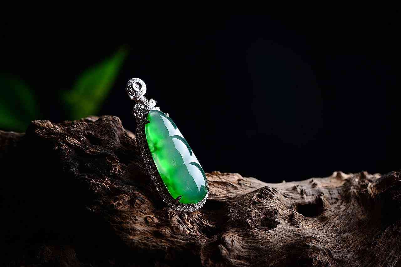 一千多的翡翠值得买吗(一千多的翡翠是真的吗)