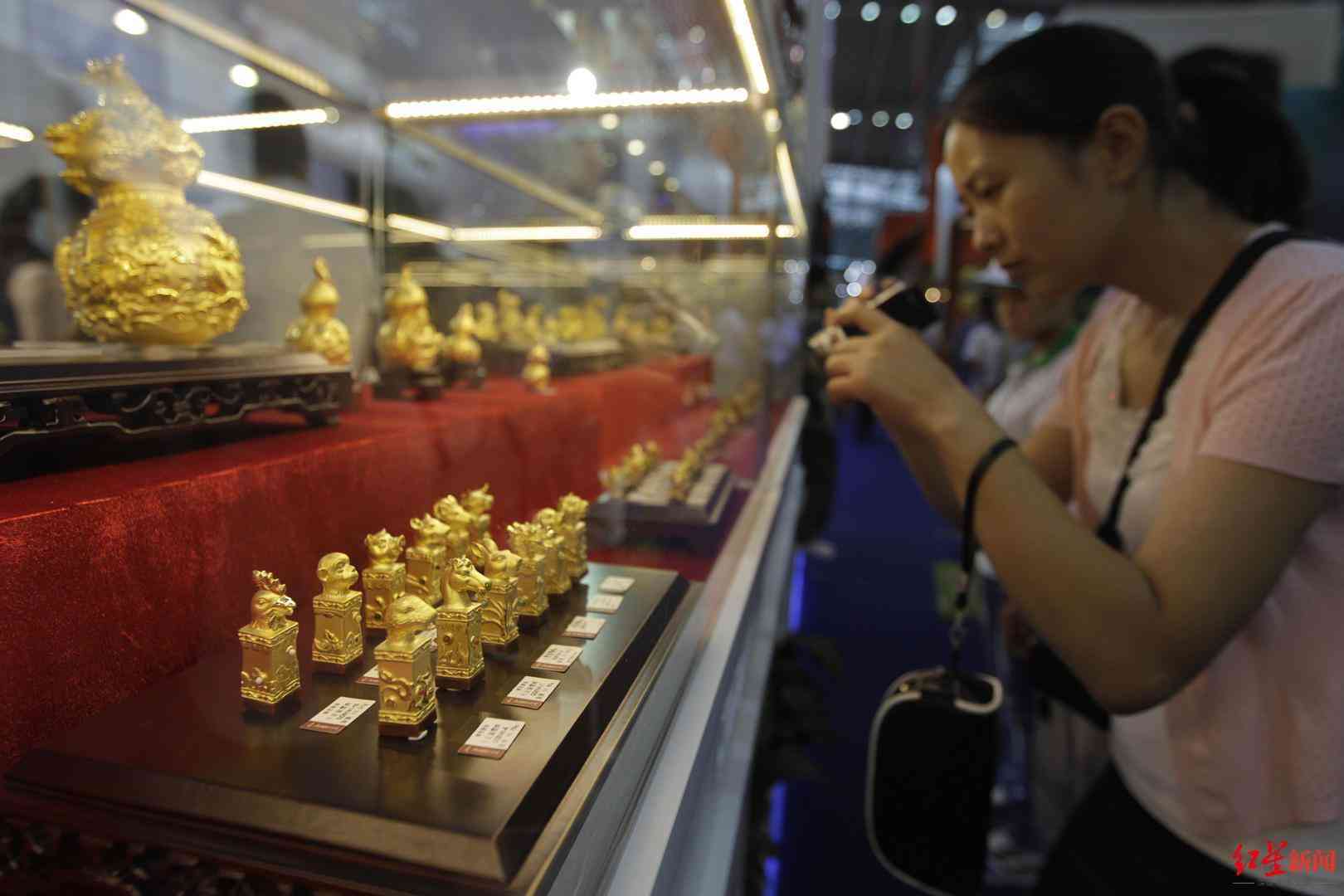 六福珠宝钻石(六福珠宝钻石是真的吗)