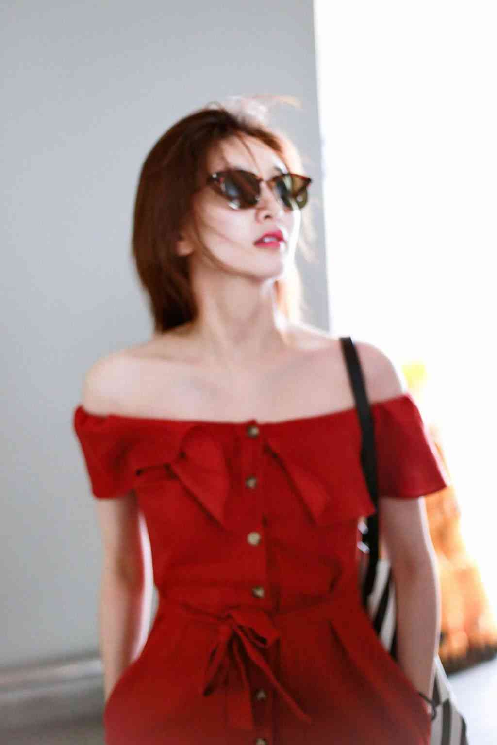 十指戴戒指的含义(十指戴戒指的含义图示男生)